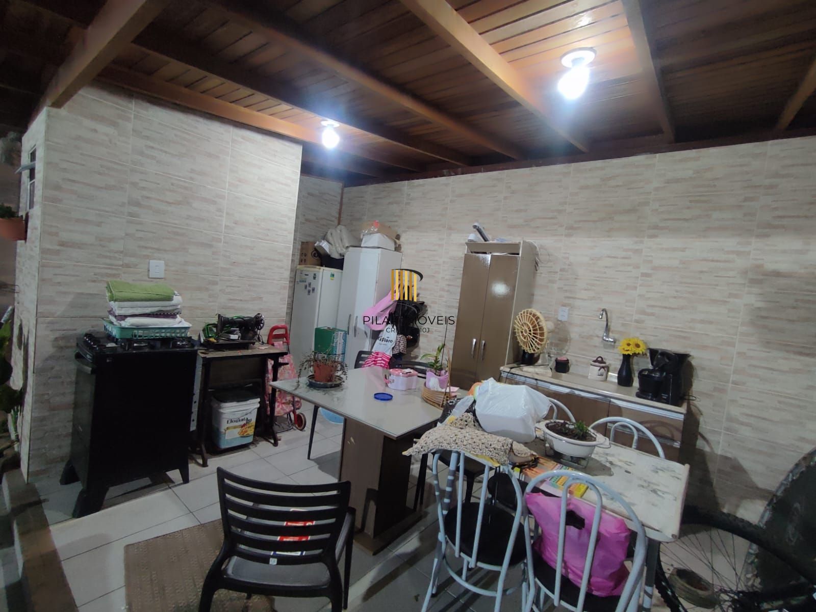 Casa no Bairro Restinga - 2 dormitórios