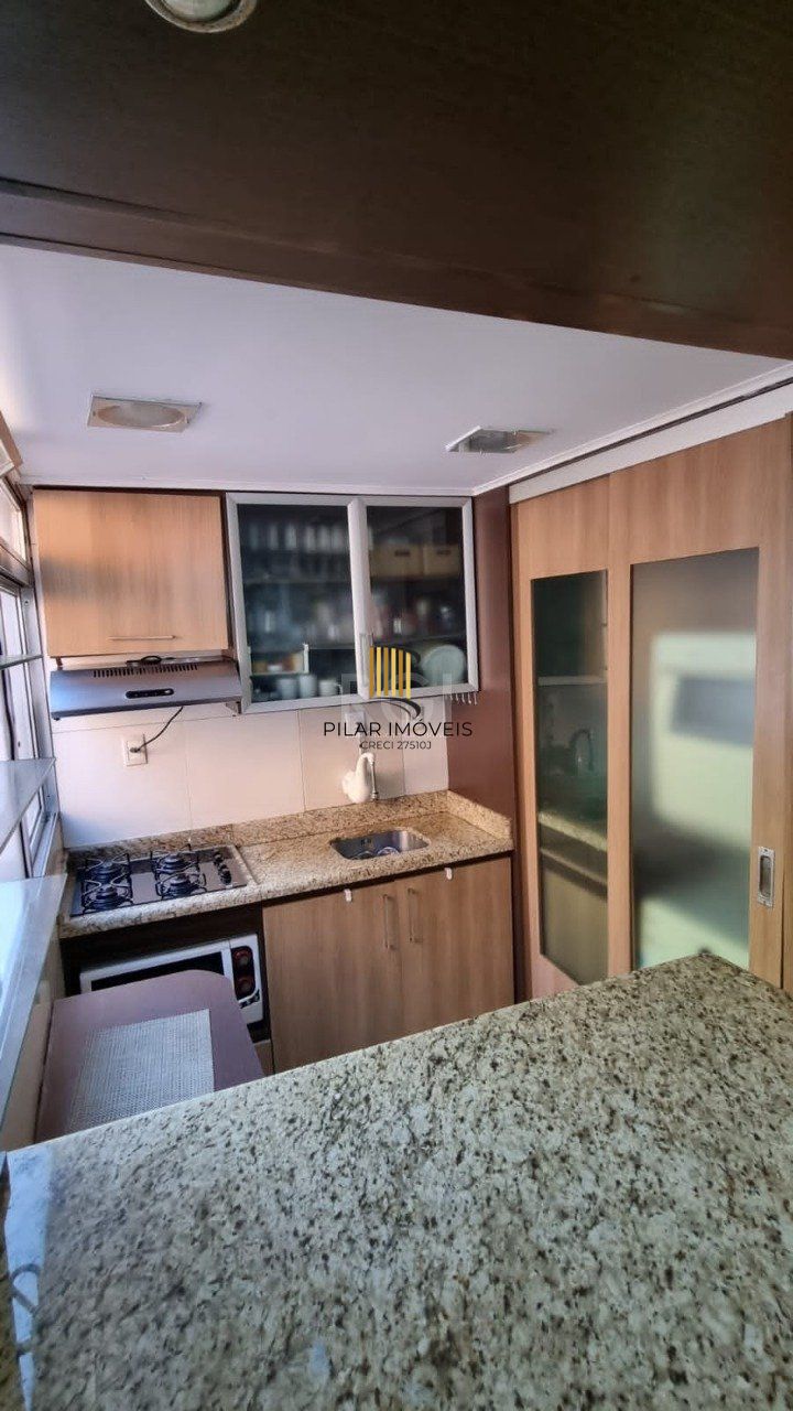 Apartamento no bairro Cavalhada - 3 dormitórios