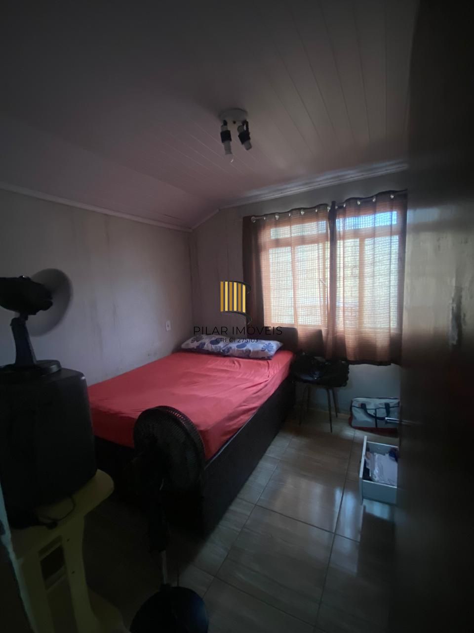 Ótima casa no bairro restinga de 4 dormitórios