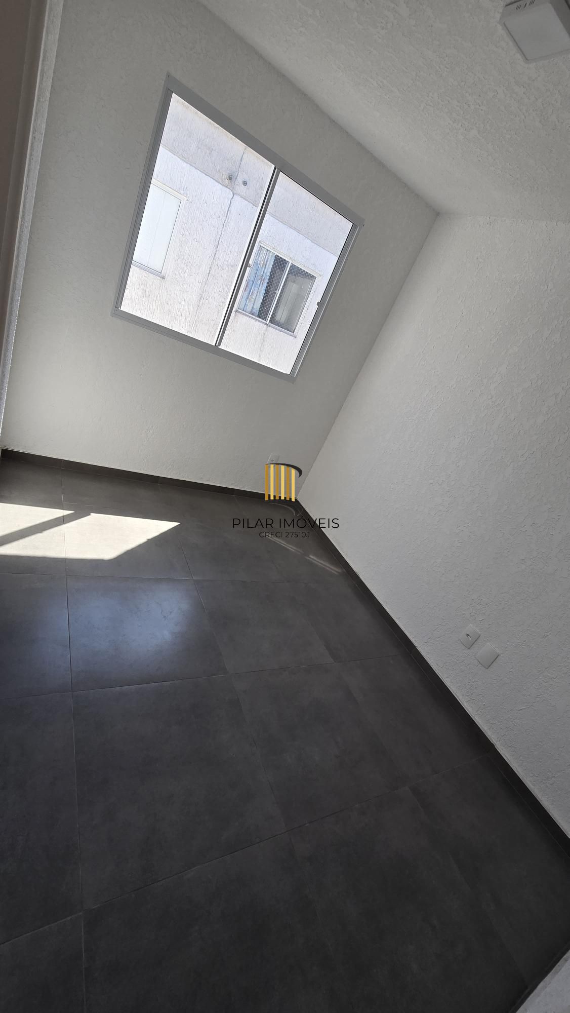 Apartamento no bairro Restinga - 2 dormitórios - 1 vaga