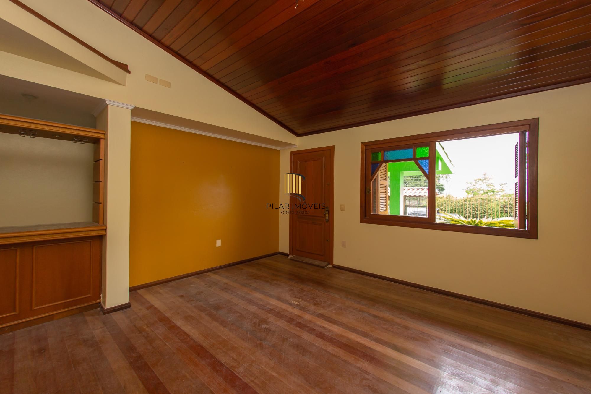 Casa com 3 quartos e 185m² à venda em Vila Nova