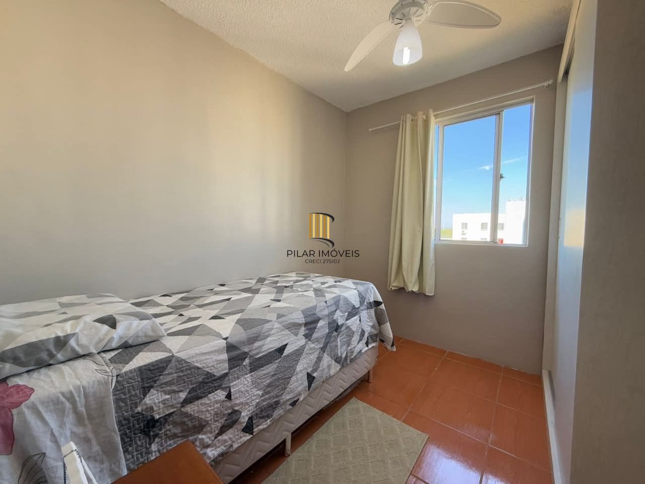 Apartamento mobiliado 2 dormitórios - Restinga