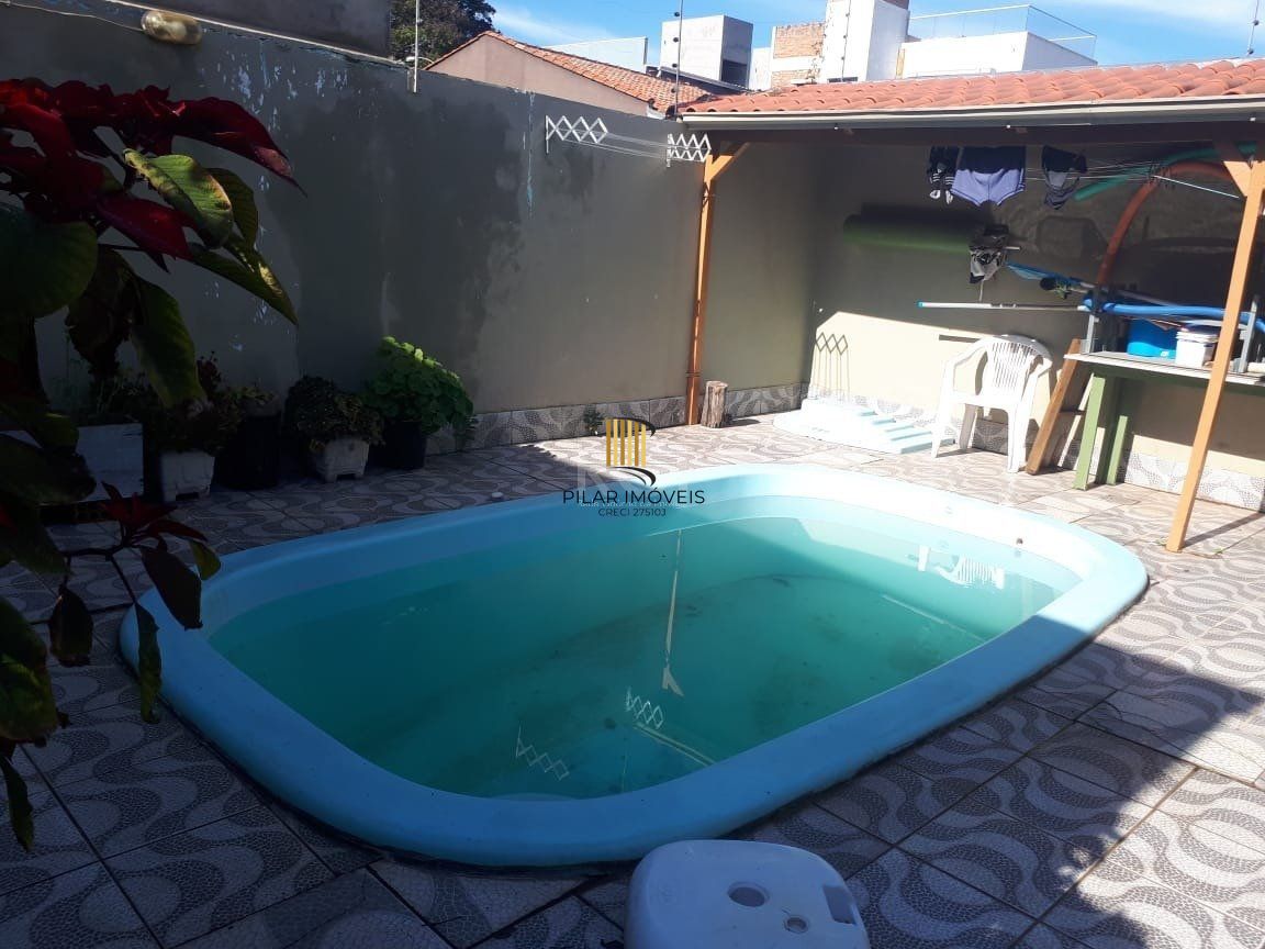 Casa no bairro Vila Nova - 3 dormitórios