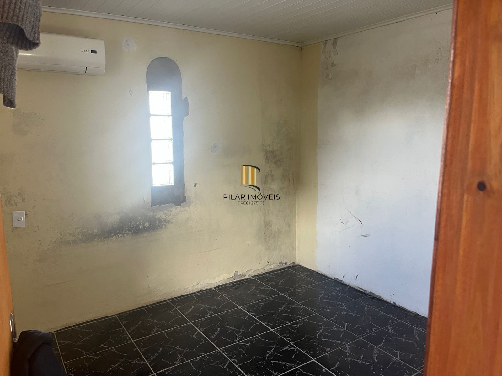 Casa no Bairro Vila Nova - 2 Dormitórios - 2 vaga de garagem