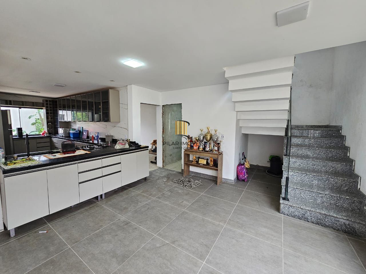 Casa no bairro Restinga 3 dormitórios | 1 suíte