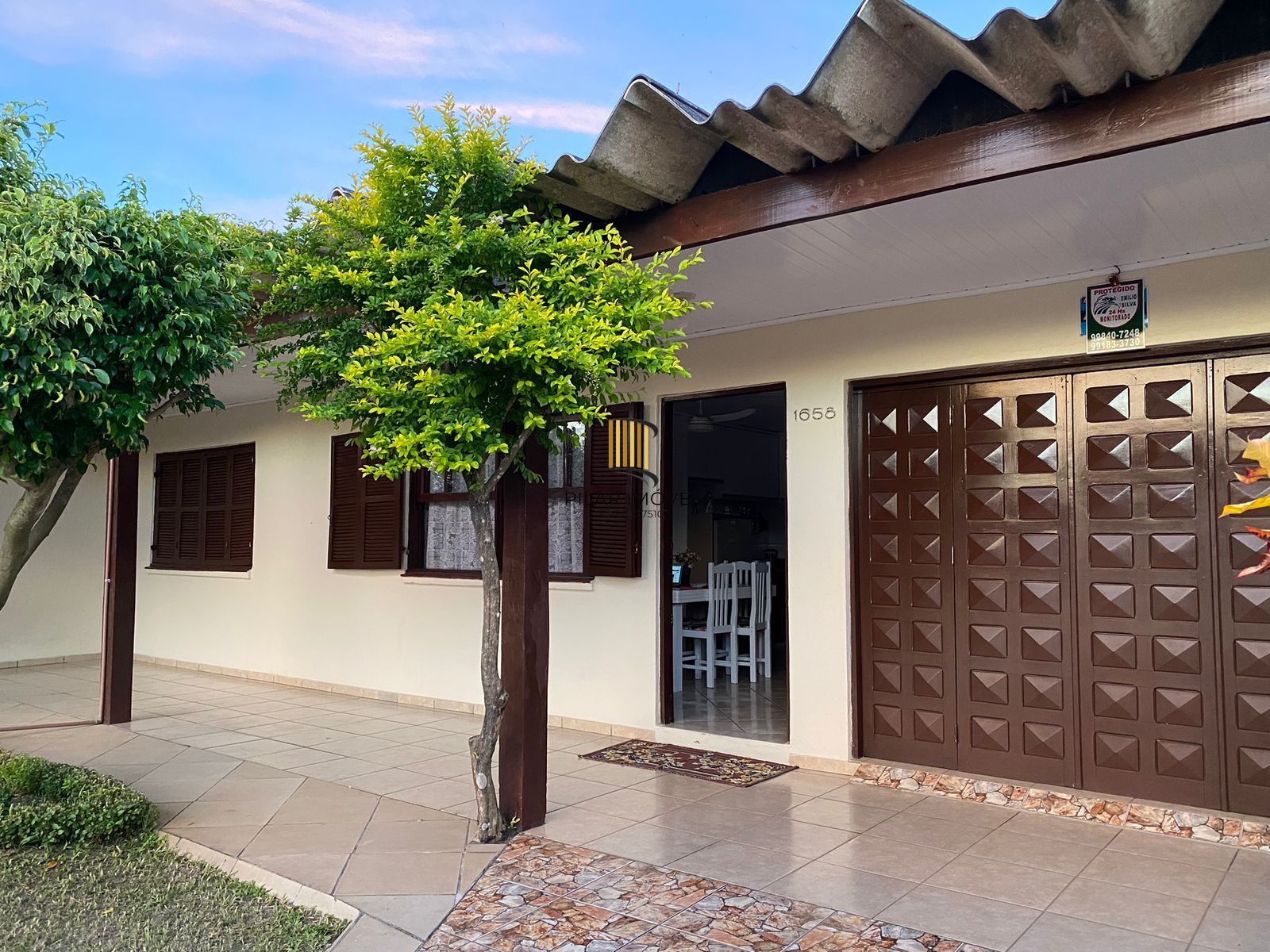 Casa em Cidreira com 4 dormitorios