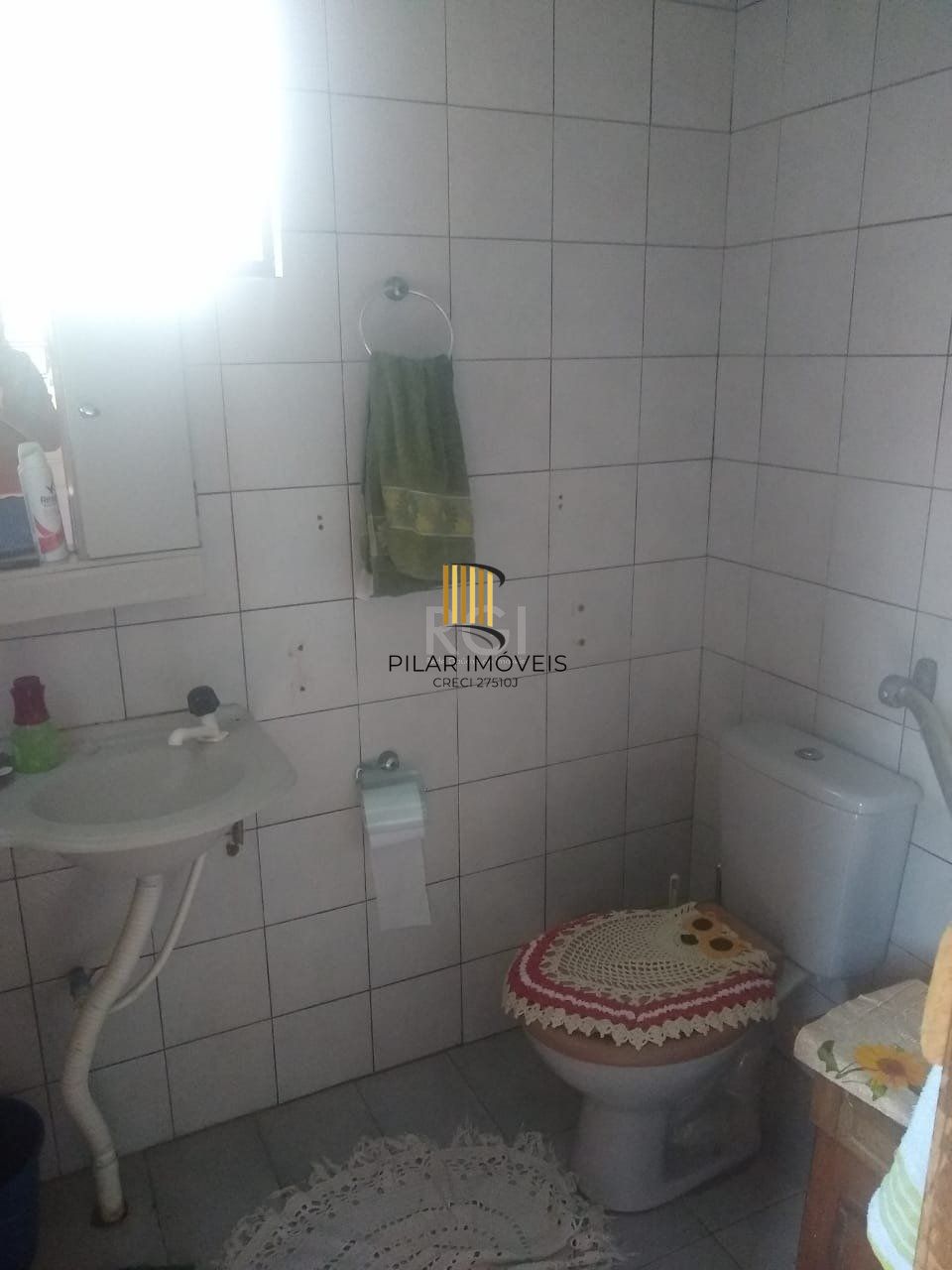 CASA NO BAIRRO HIPICA - 2 DORMITÓRIOS