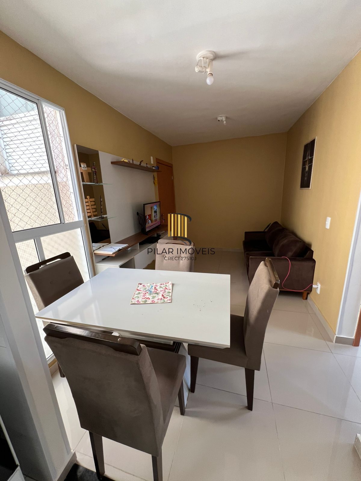 Apartamento de 2 Dormitórios no bairro Restinga