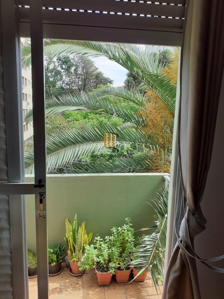 Apartamento no bairro Auxiliadora - 4 dormitórios