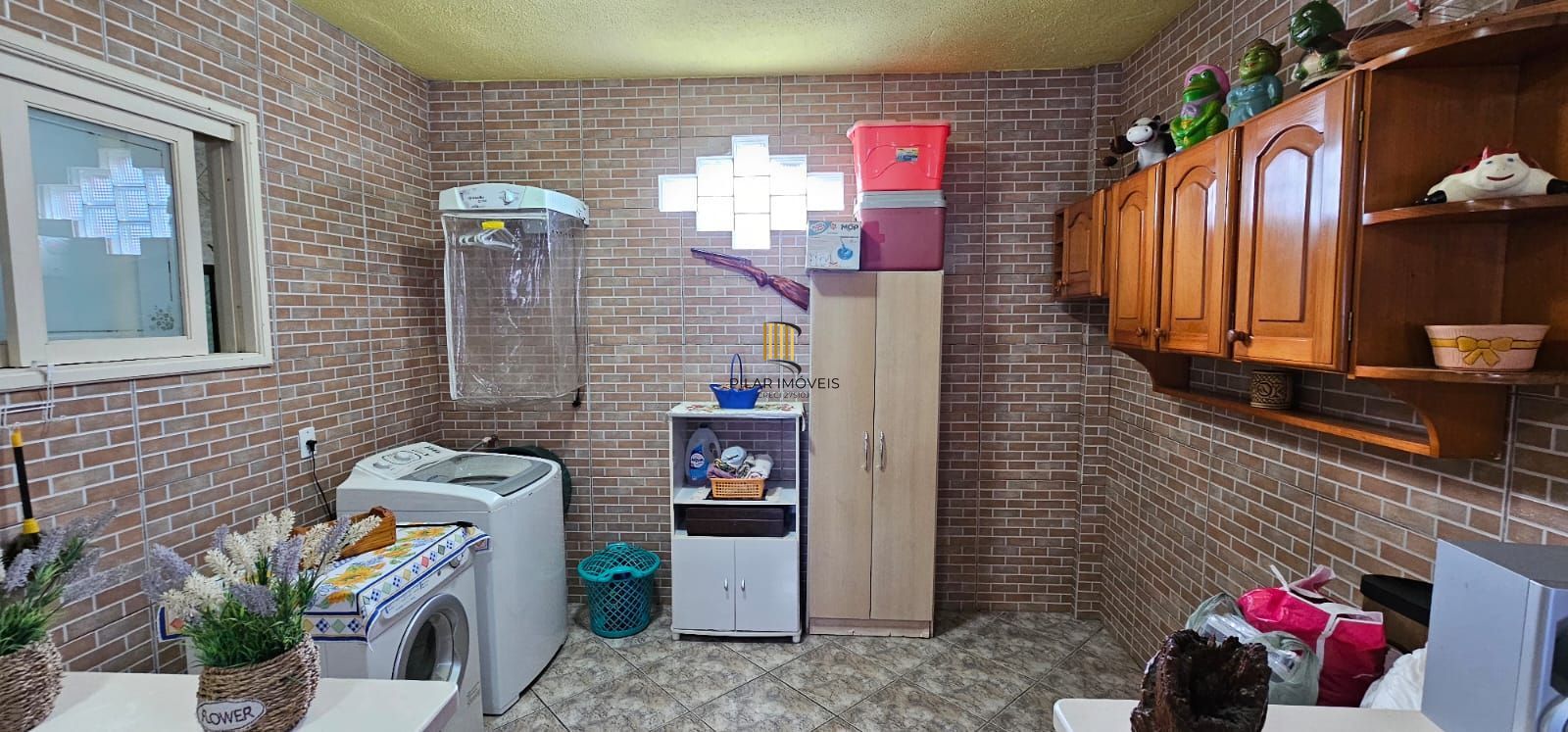 Casa 3 dormitórios Bairro Guarujá