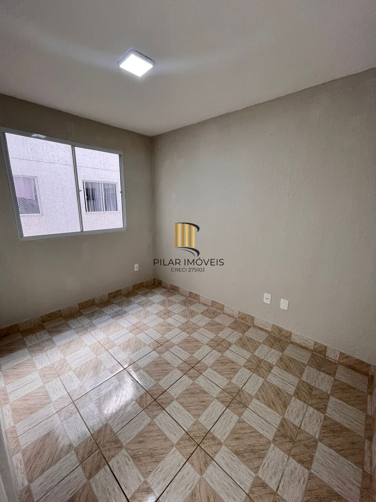 Apartamento Na Restinga - 2 Dormitório