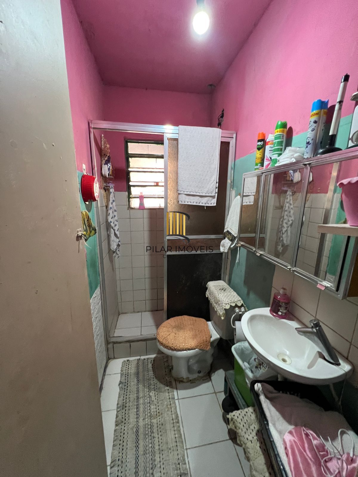 Sobrado de 2 Dormitórios Localizado no Bairro Vila Nova