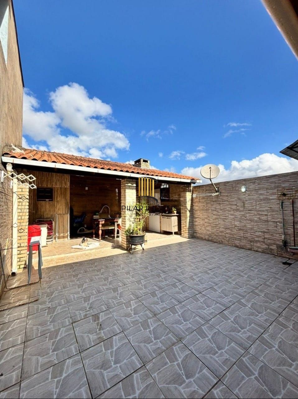 Casa 2 dormitórios Bairro Hípica - Zona Sul