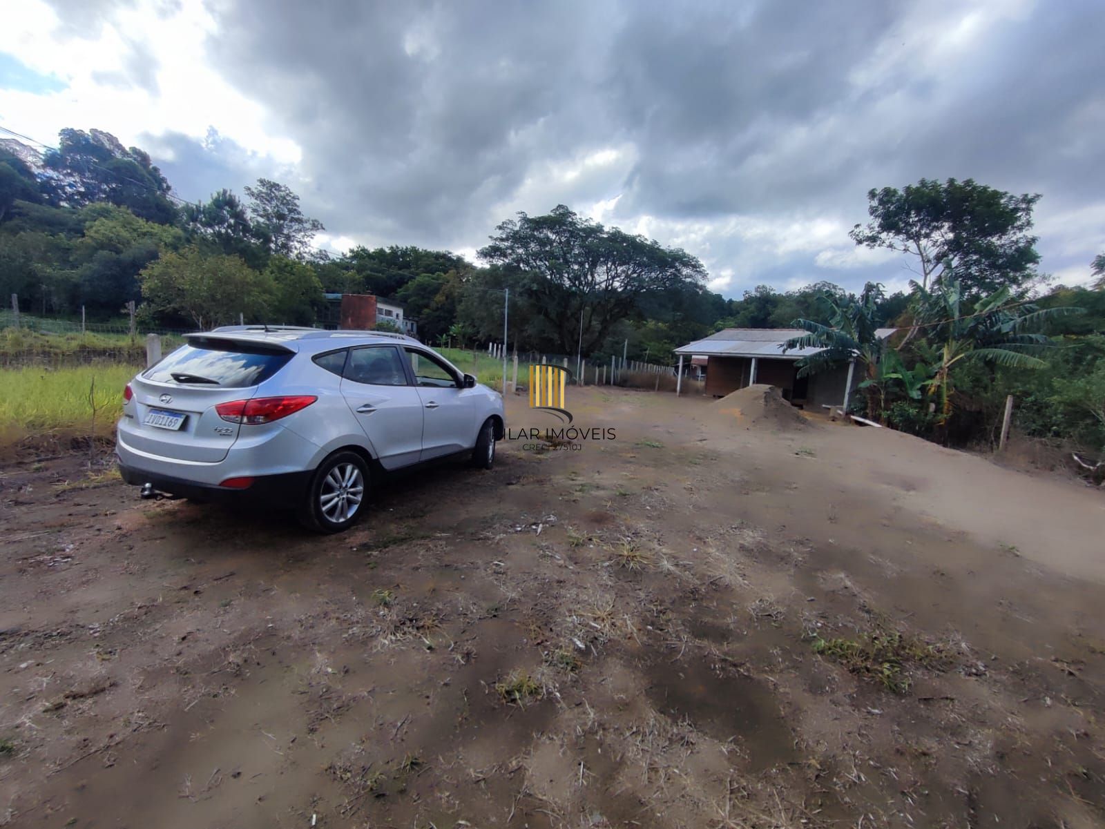 Terreno no bairro Lageado  com 2 casas de 1 dormitório