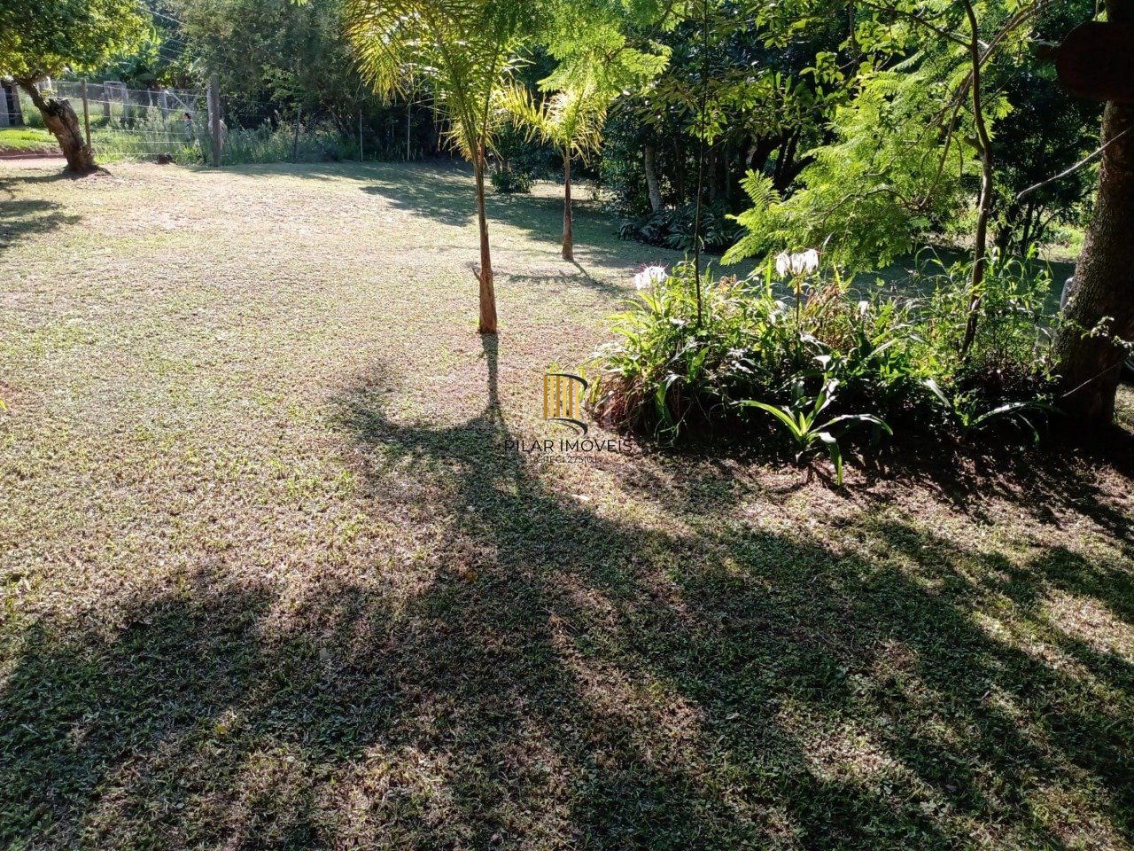 Sitio a venda em Itapuã