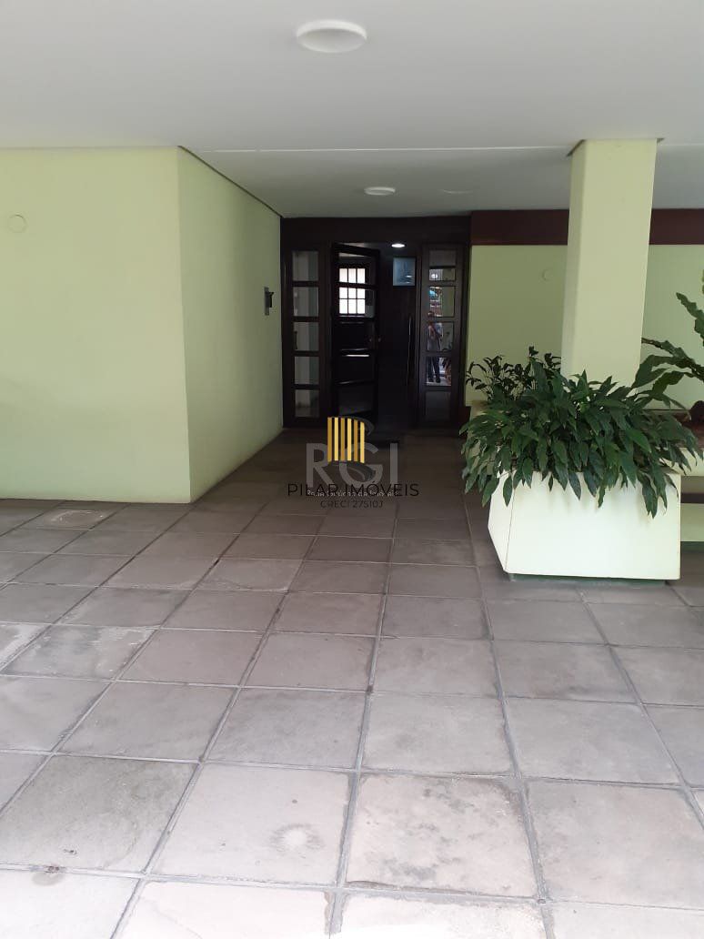 Apartamento no bairro Auxiliadora - 4 dormitórios