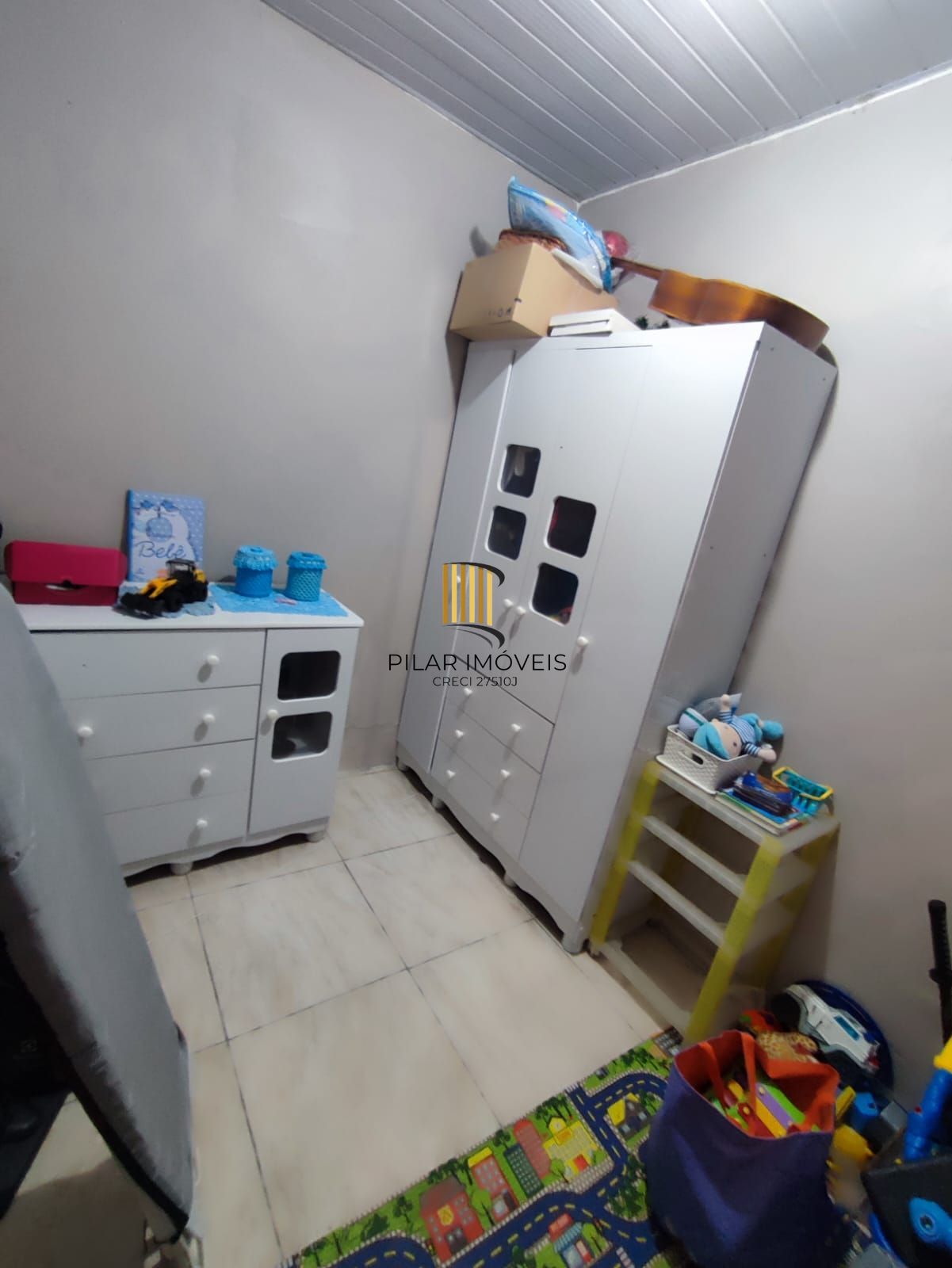 Casa no bairro Hípica - 2 dormitórios - 1 suíte