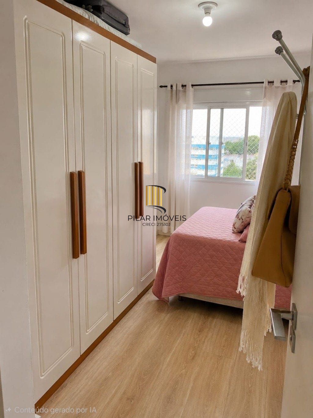 Apartamento com 2 quartos e 51m² à venda em Chapéu do Sol, Porto Alegre.