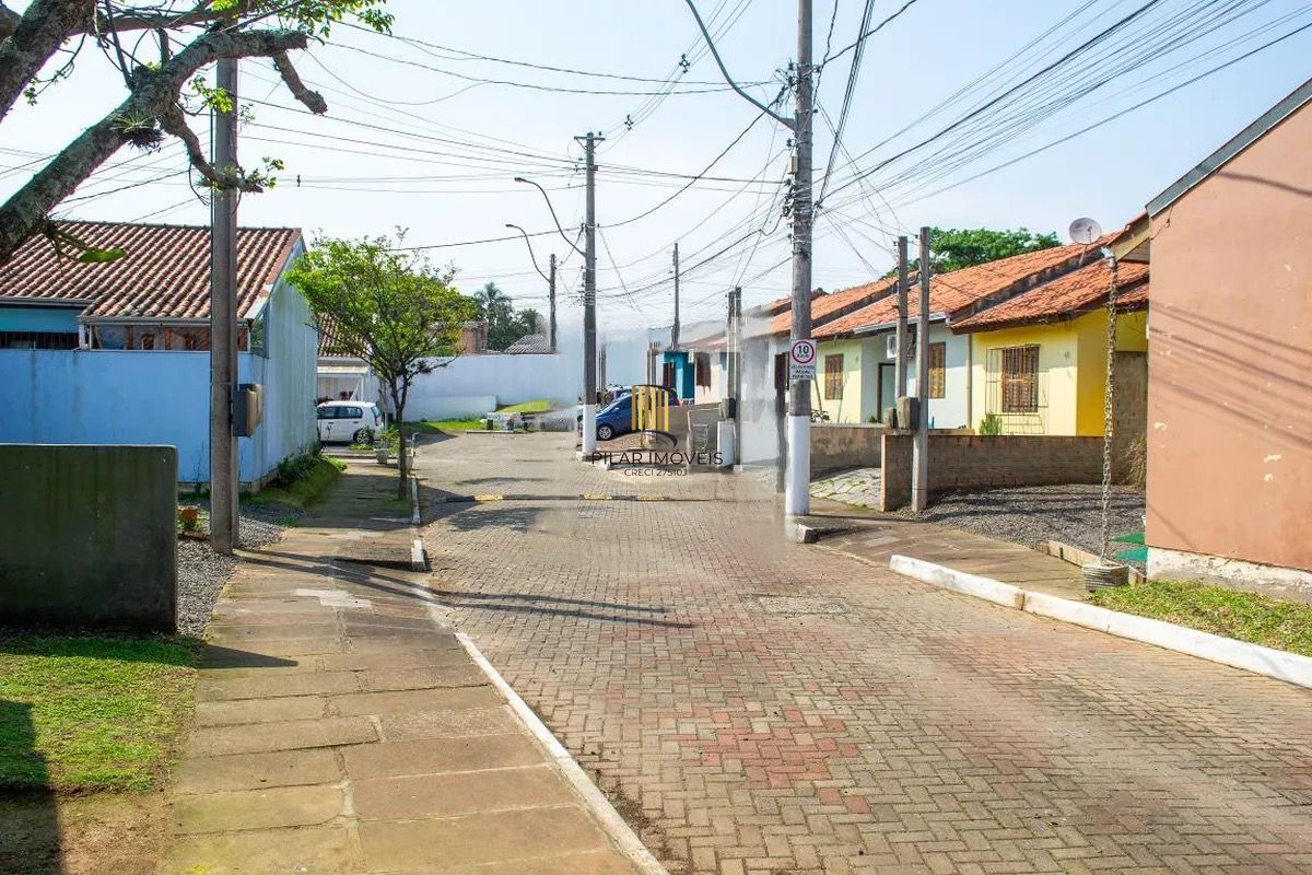Casa em condomínio - 1 Dormitório