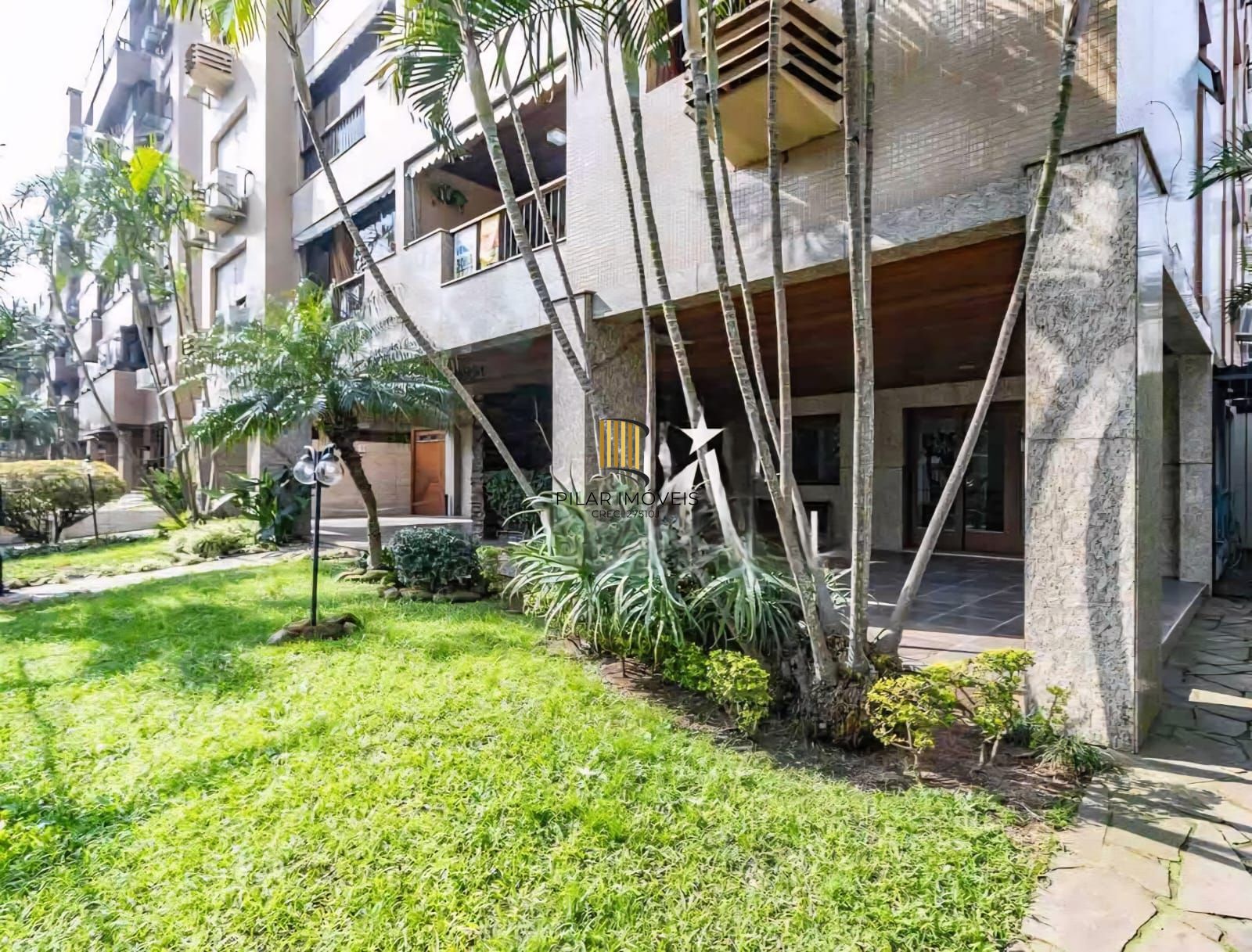 Apartamento no Bairro Jardim Lindóia -3 DORMITÓRIOS - 1 SUÍTE - 1 VAGA