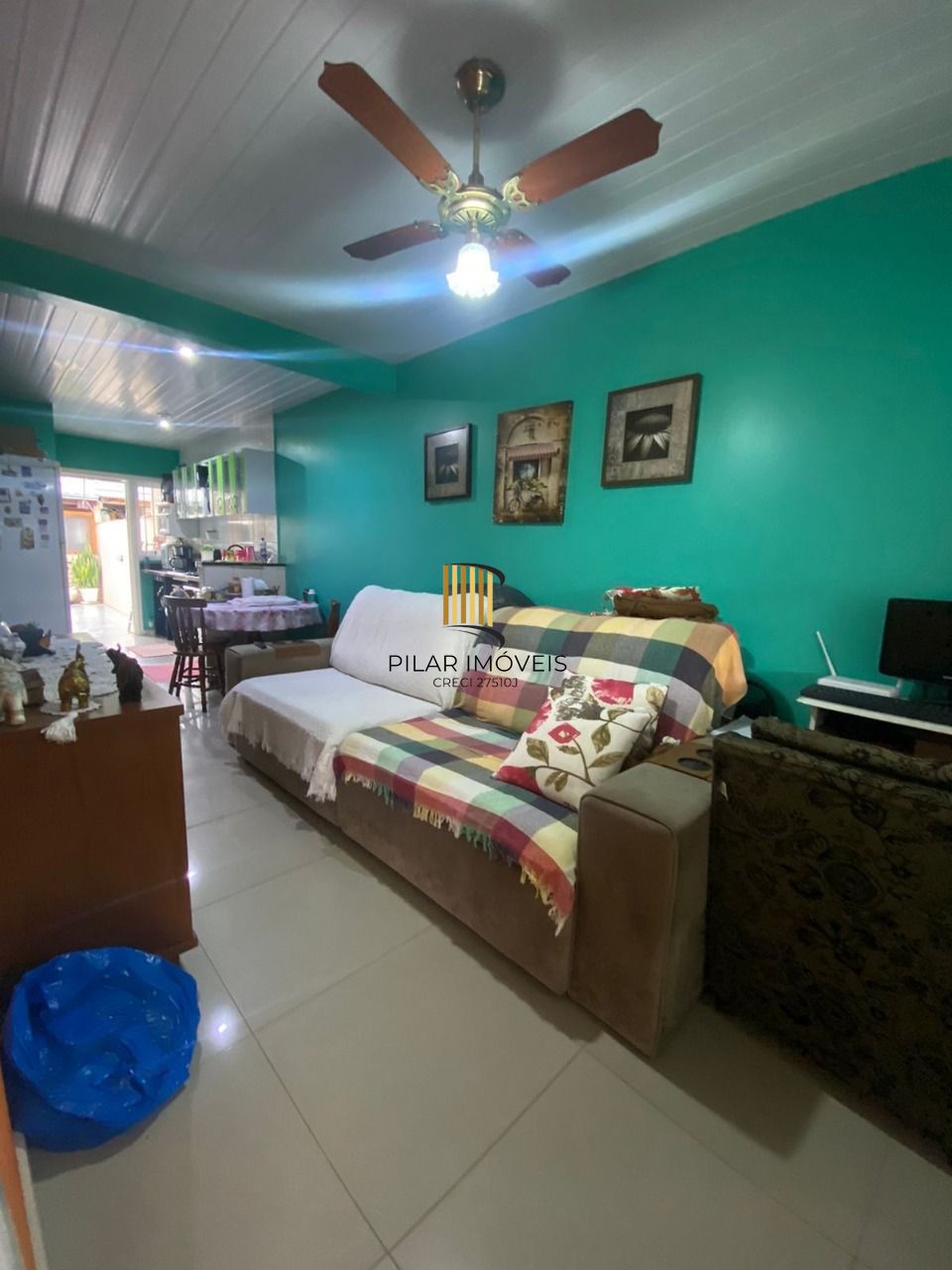 Casa 2 dormitórios no bairro Hípica