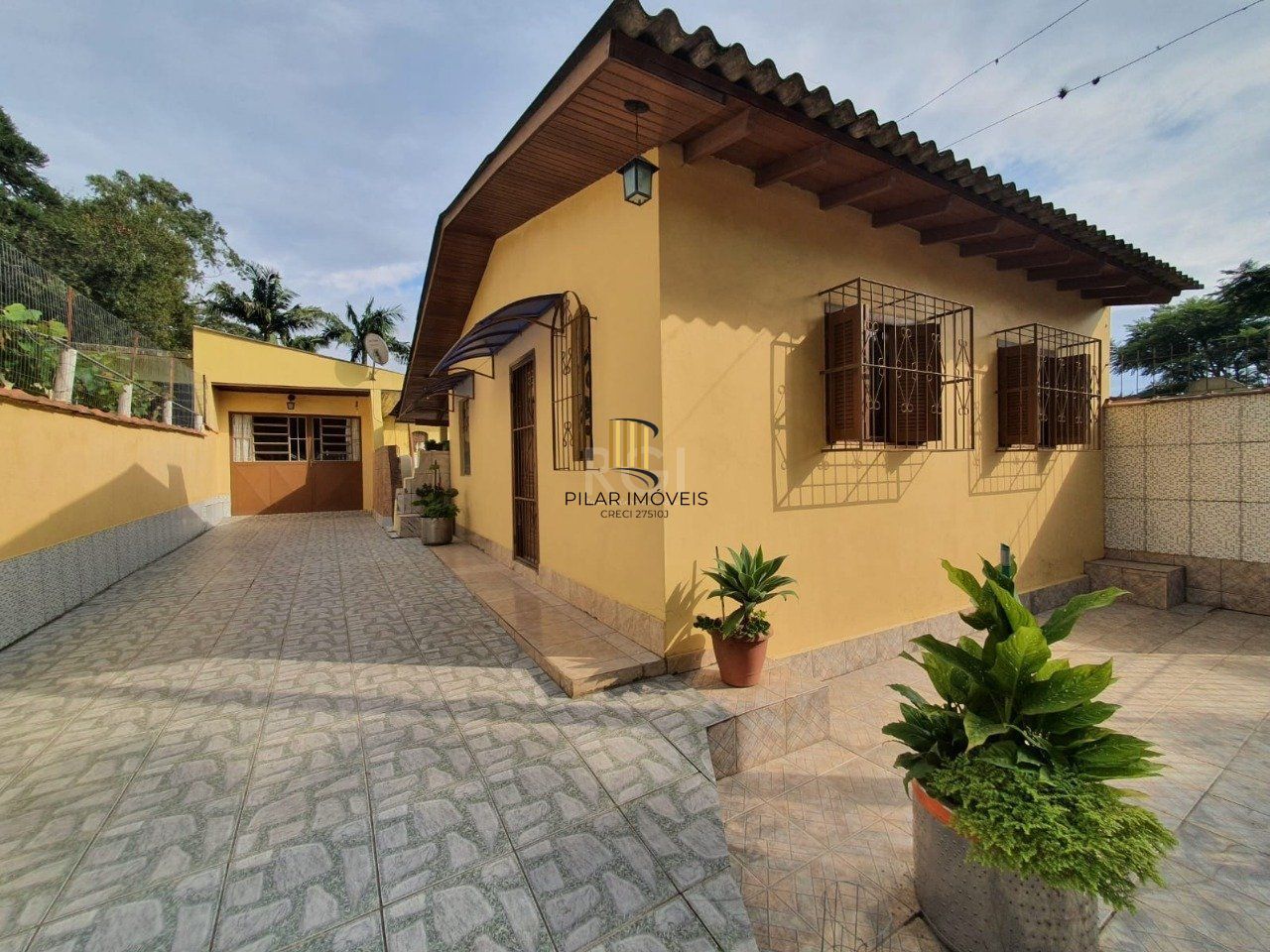 Casa 4 dormitórios no bairro Branquinha