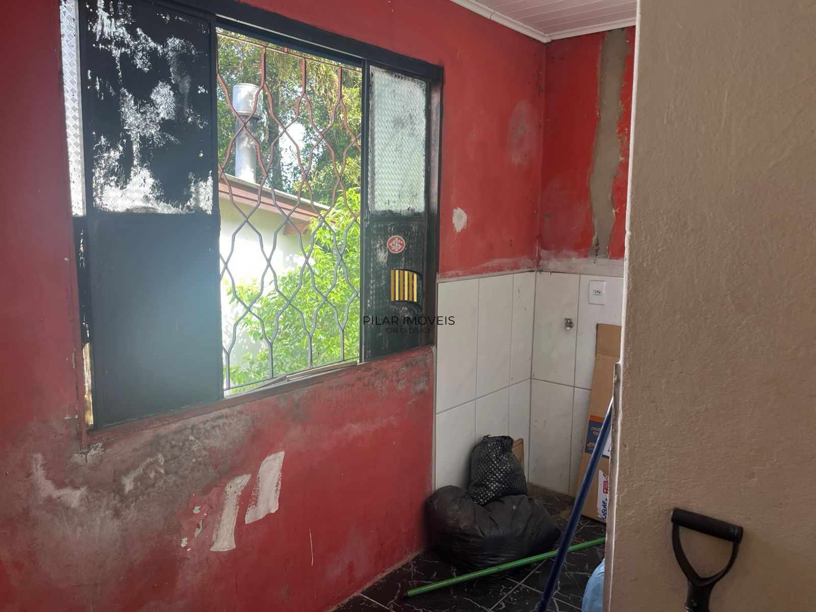 Casa no Bairro Vila Nova - 2 Dormitórios - 2 vaga de garagem