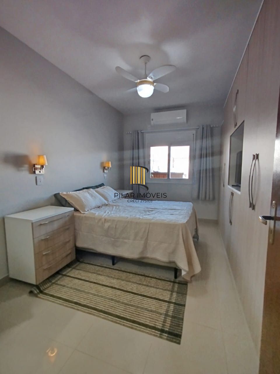 Casa no bairro Hípica - 2 dormitórios