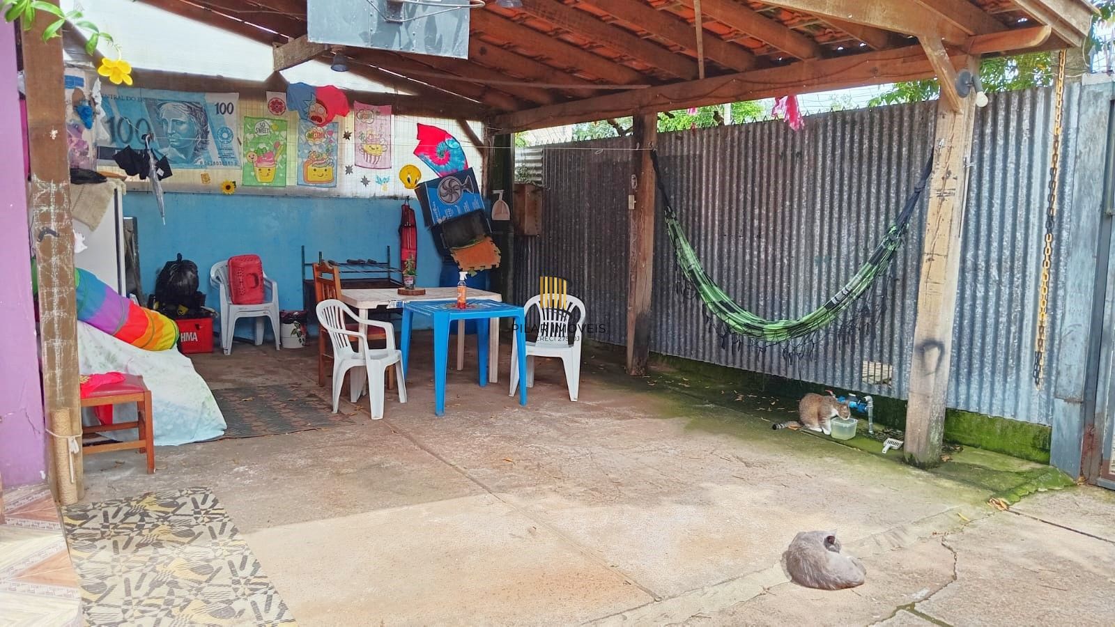 Casa no bairro Restinga - 4 dormitórios