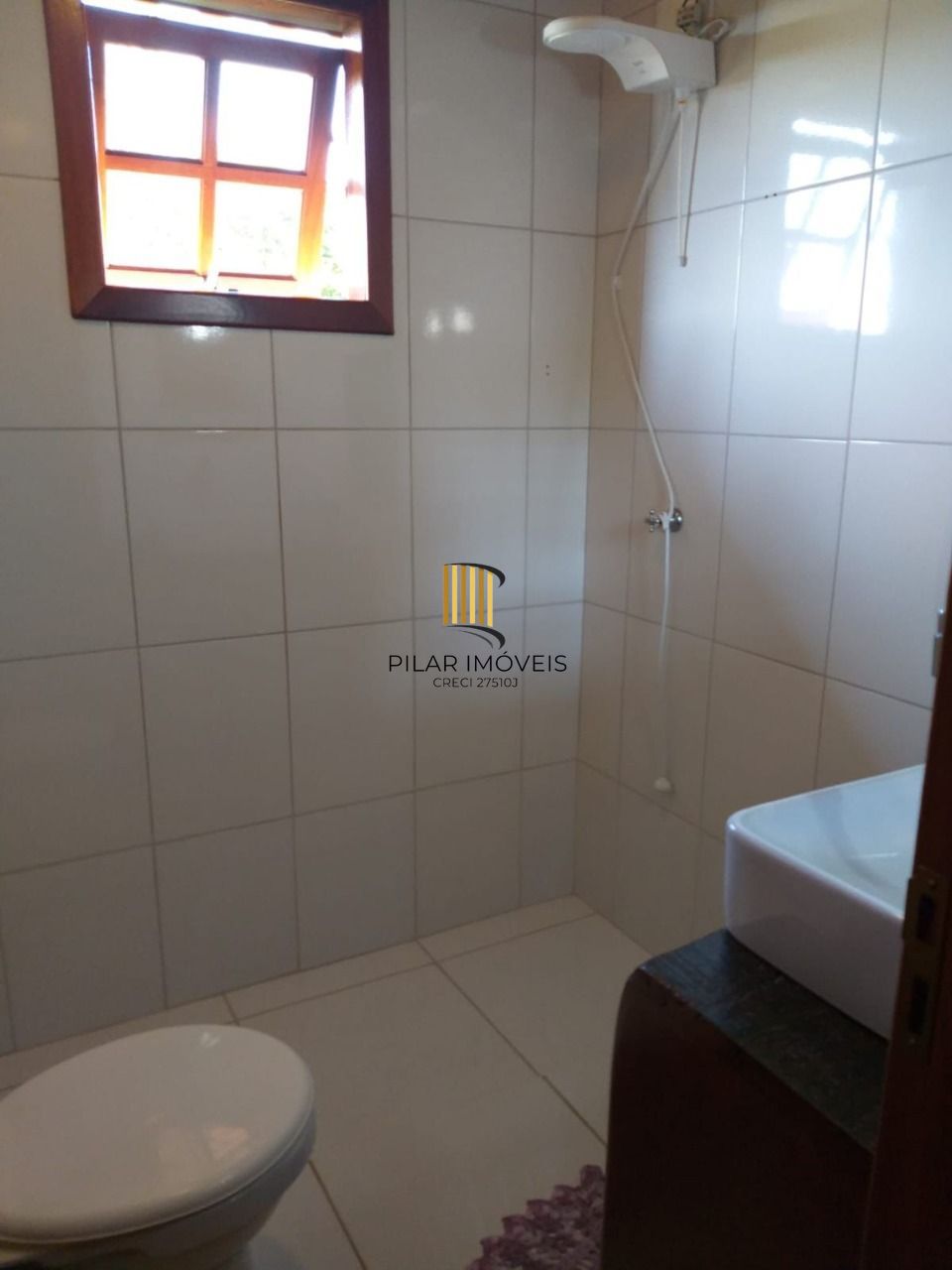 Casa para Venda - 300m², 5 dormitórios, 4 vagas - Vila Nova
