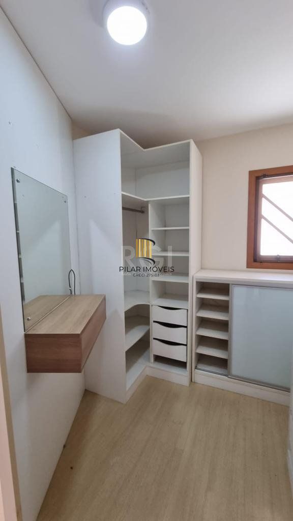 Sobrado Bairro Hípica - 3 Dormitórios