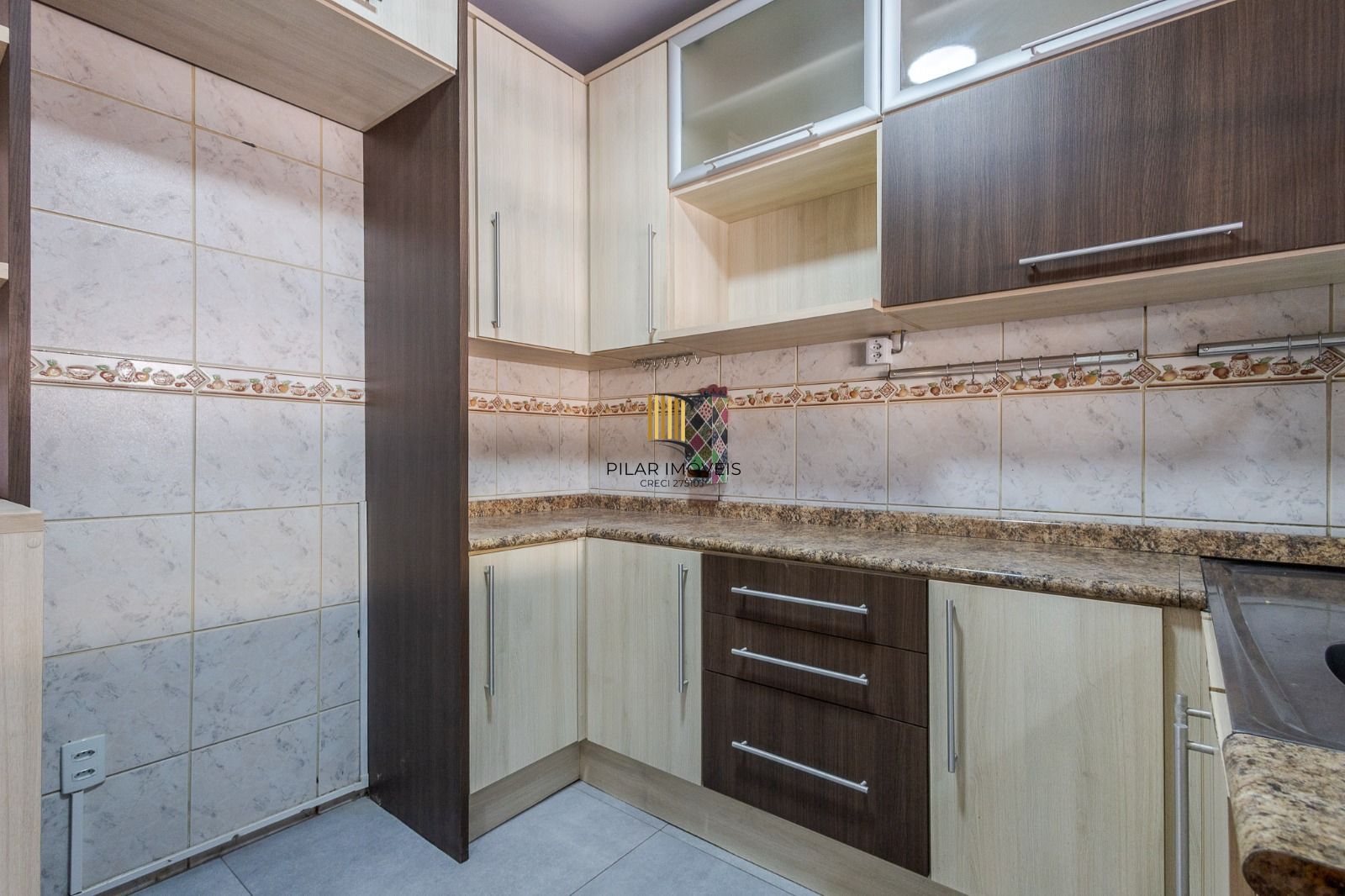Casa em condomínio - 3 dormitórios
