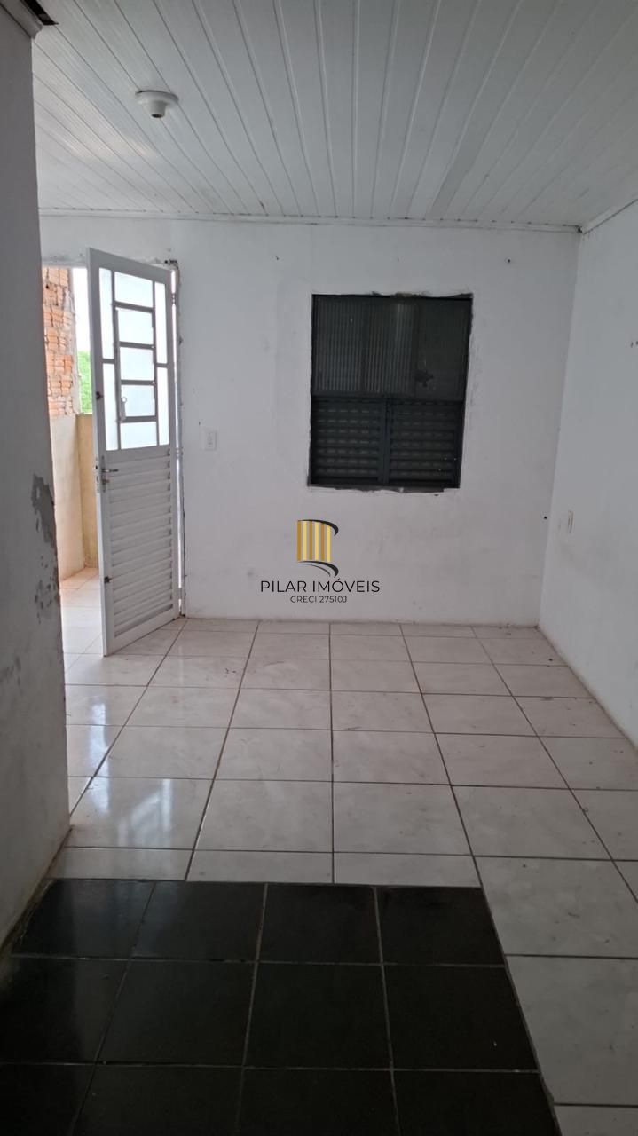 Sobrado com 2  dormitórios- Restinga