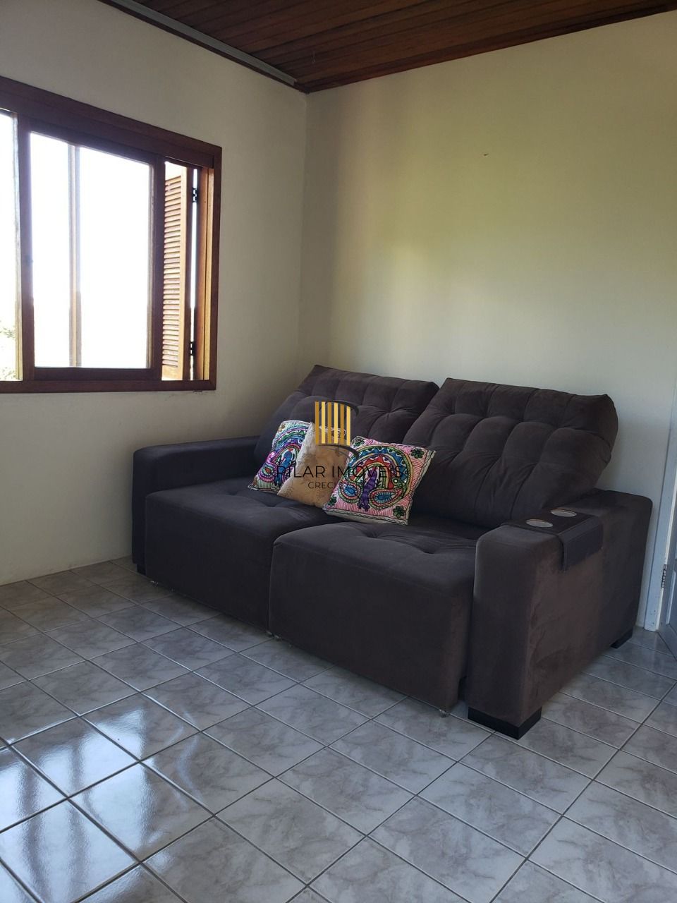 Casa para Venda - 300m², 5 dormitórios, 4 vagas - Vila Nova
