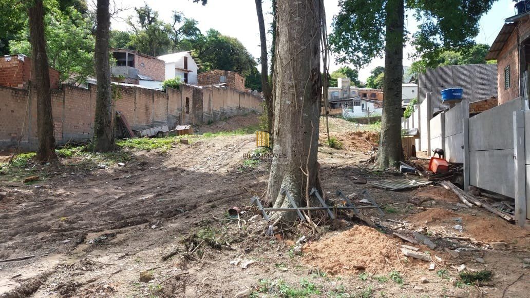 Terreno no bairro Pedra Redonda