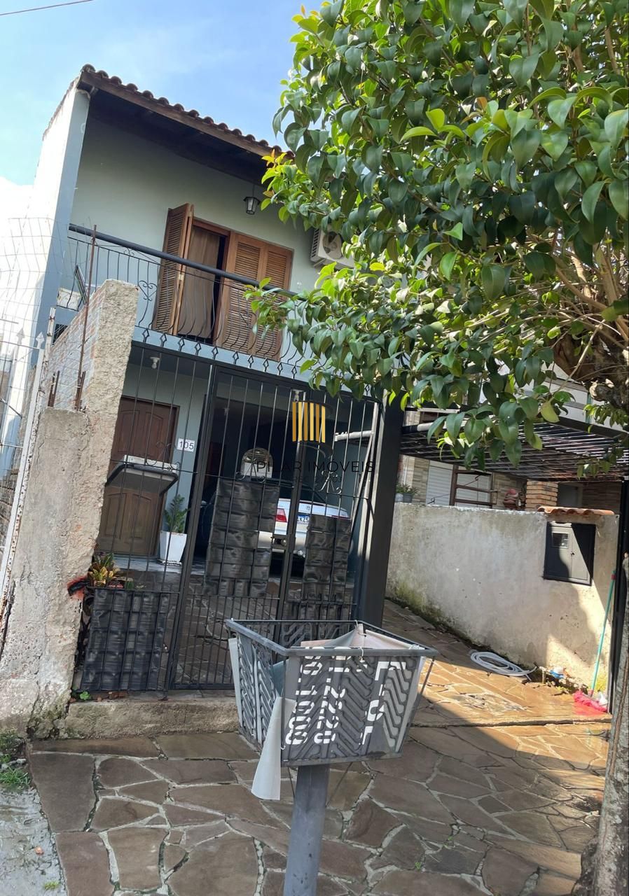 Sobrado 2 dormitórios- Hípica