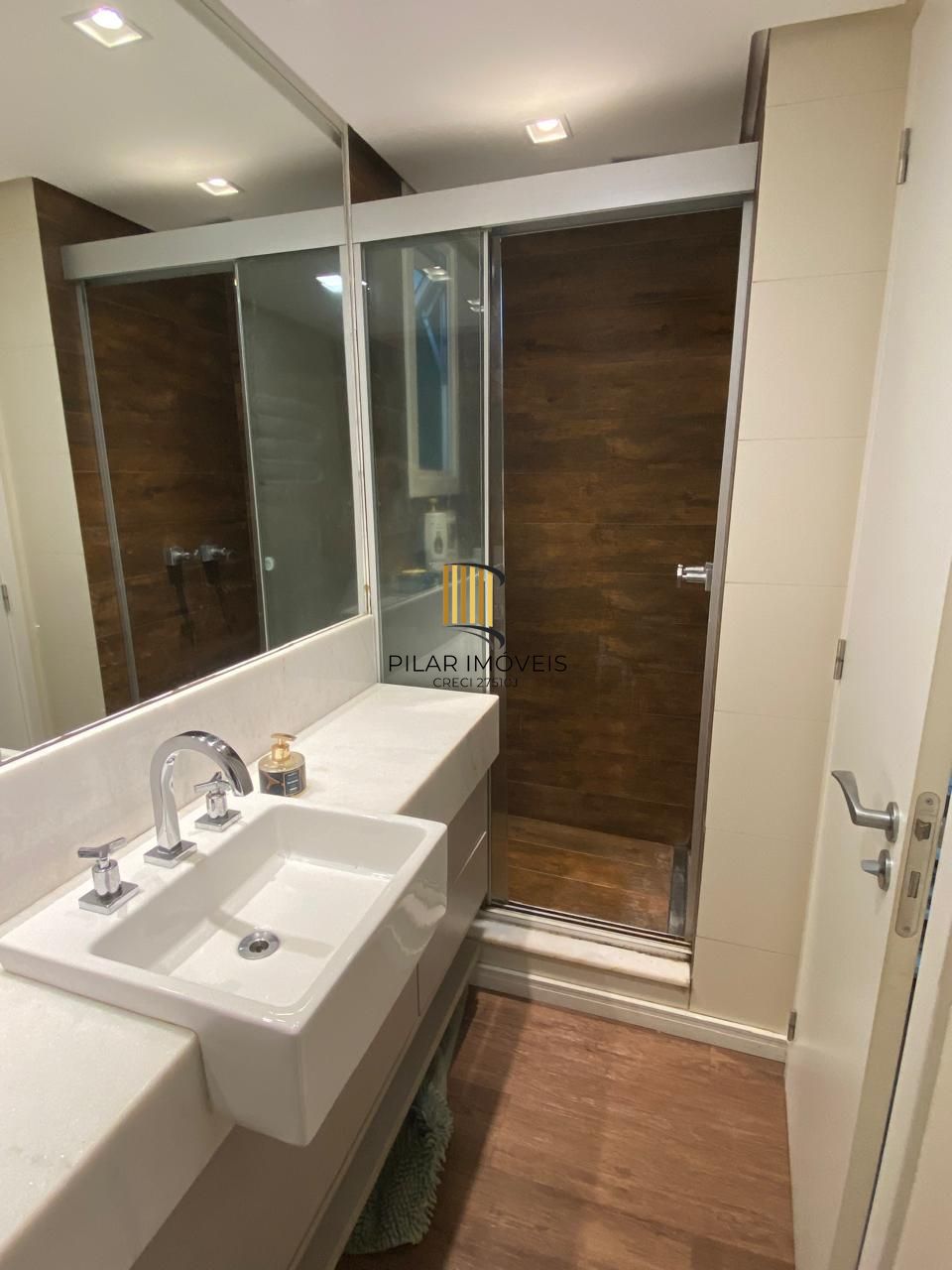 Casa em Ipanema com 4 Dormitórios sendo 3 Suíte