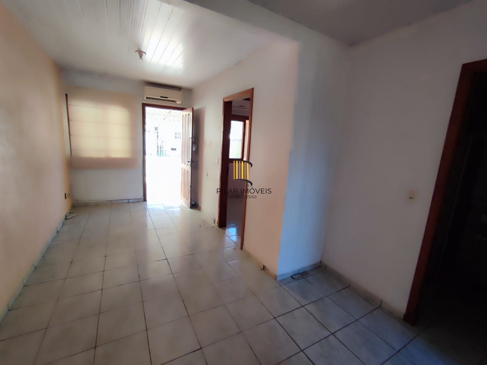 Casa no bairro Hípica - 2 dormitórios