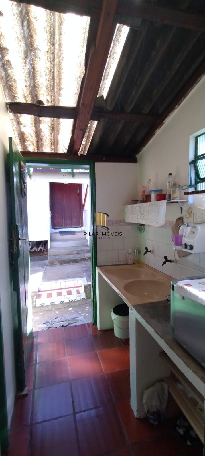 Casa no bairro Lomba do Pinheiro - 2 dormitórios