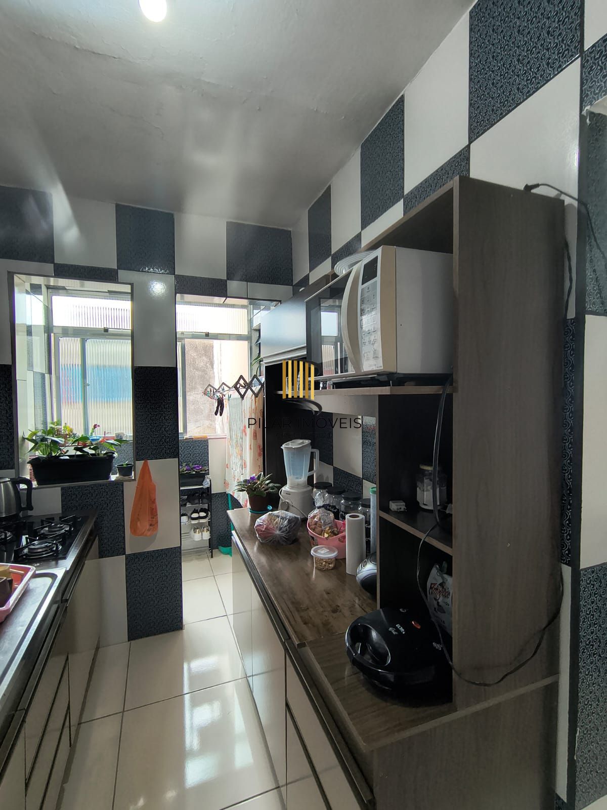 Apartamento de 2 dormitórios na Restinga