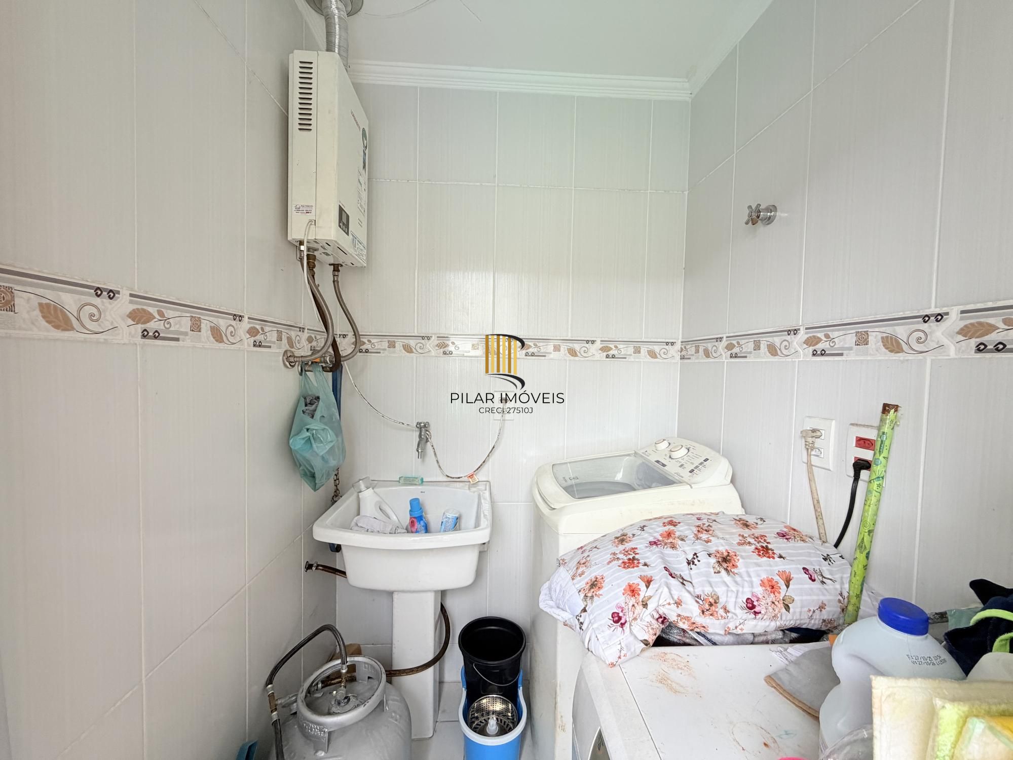 Casa de 2 dormitórios na hípica