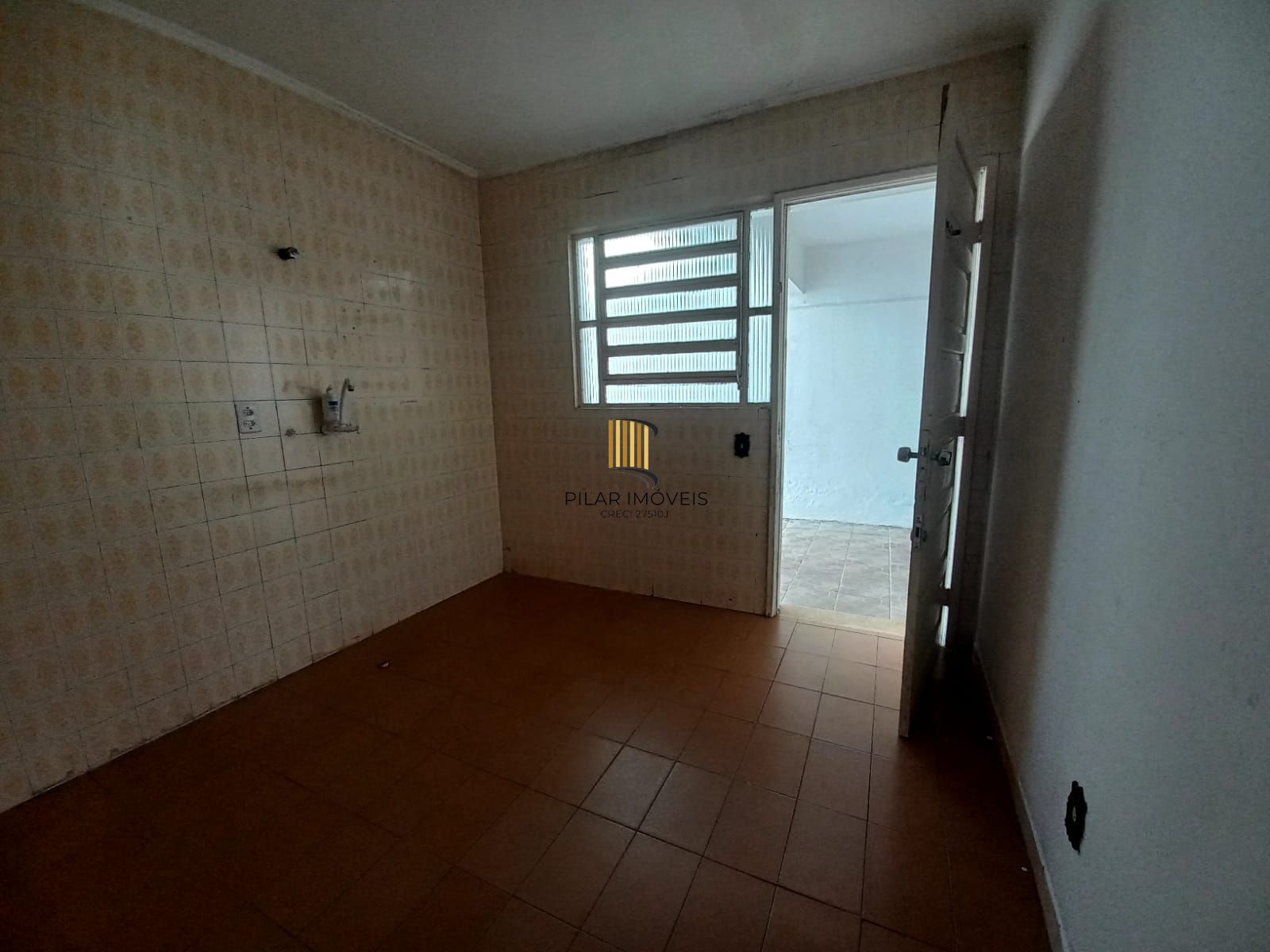 Casa no bairro Aberta dos Morros - 3 dormitórios