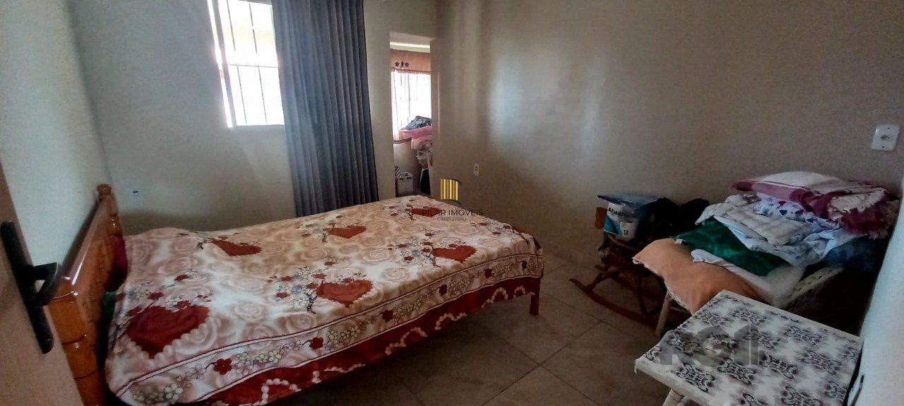 Casa em Pinhal - 5 dormitórios - FINANCIÁVEL