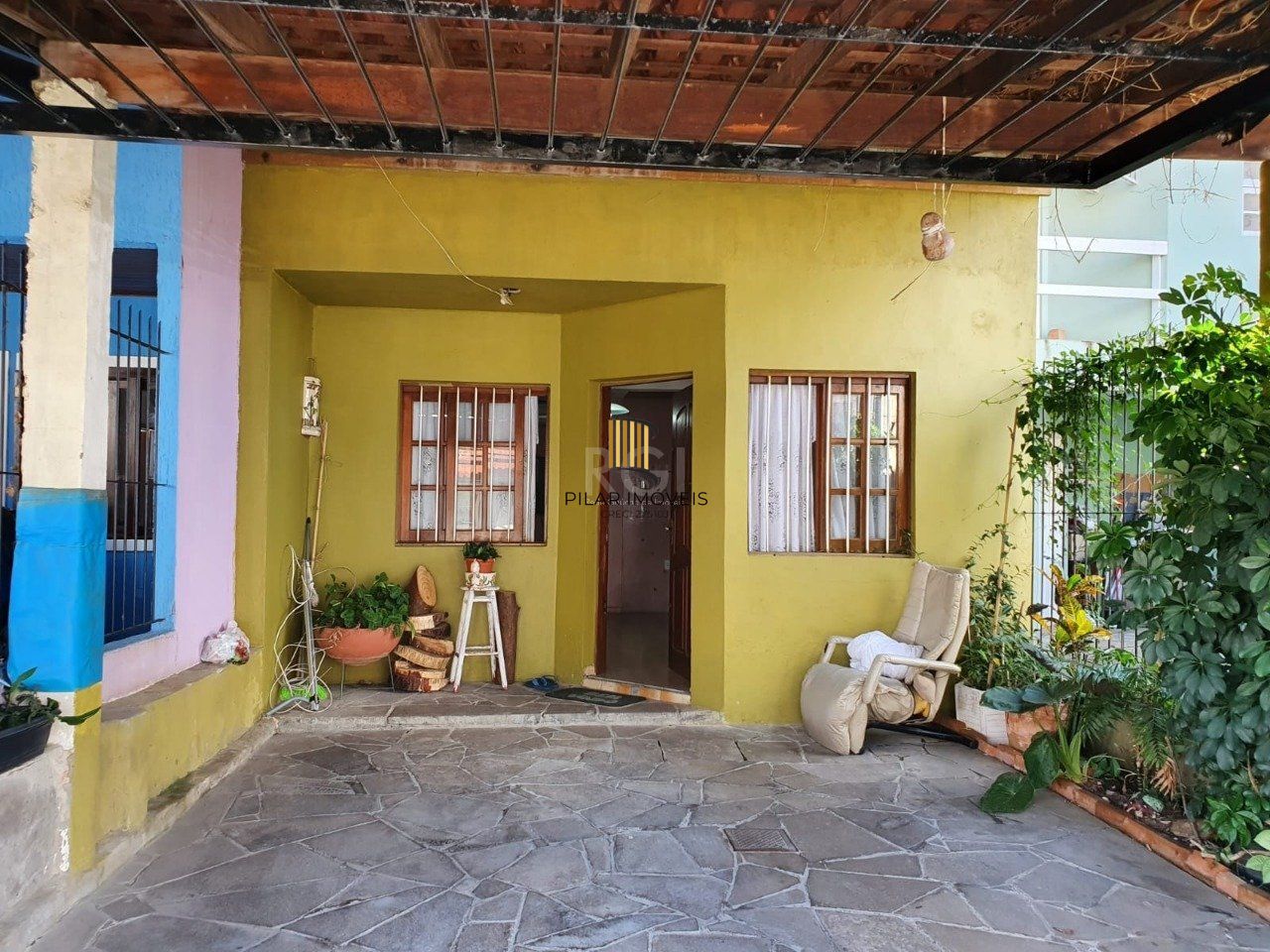 SOBRADO BAIRRO ABERTA DOS MORROS - 4 DORMITÓRIOS