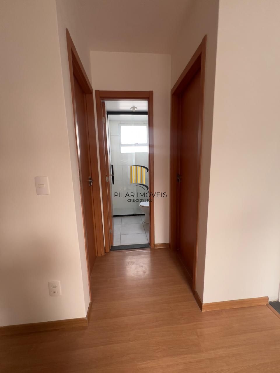 Apartamento de 2 Dormitórios Localizado na Av.Protasio Alves