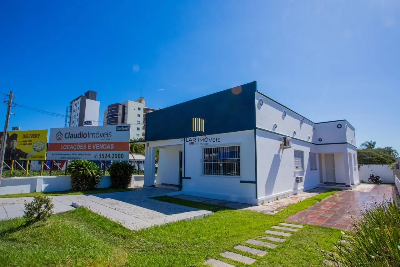 Casa Comercial 1 dormitório no bairro Centro