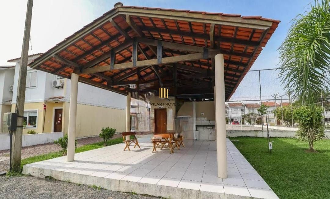 Casa 3 dormitórios Bairro Hípica