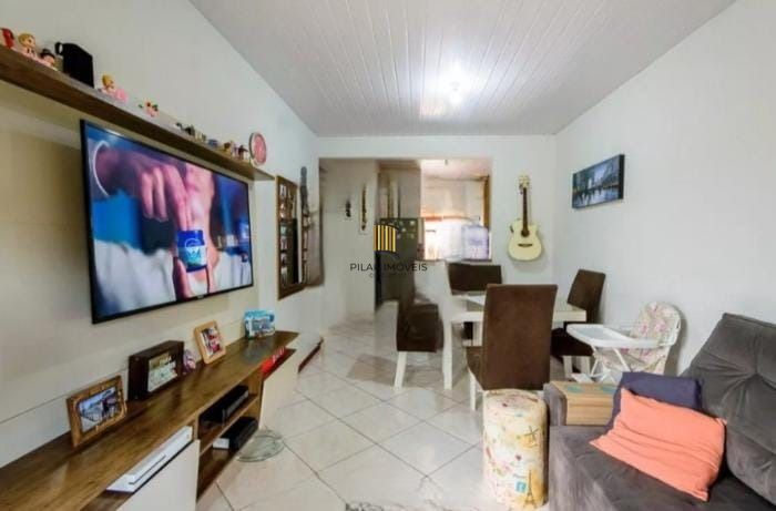 Casa com piscina no bairro Hípica - Moradas do Sul