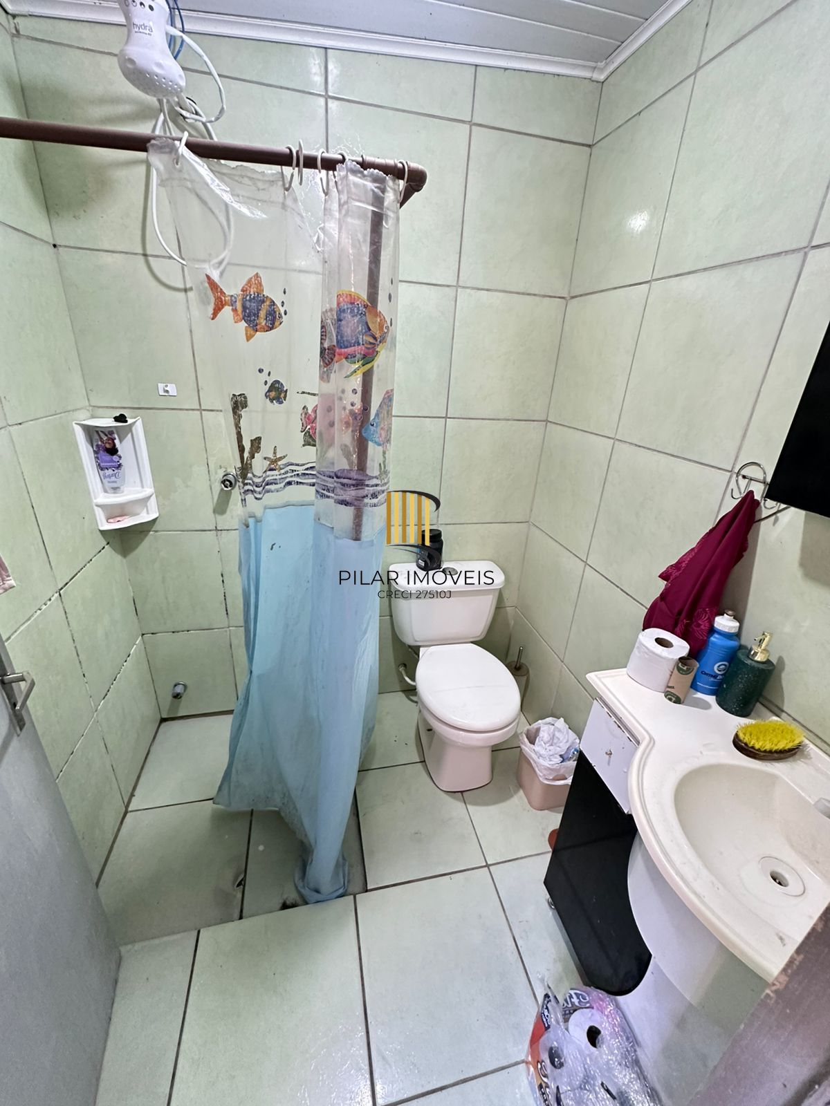 CASA NO BAIRRO RESTINGA