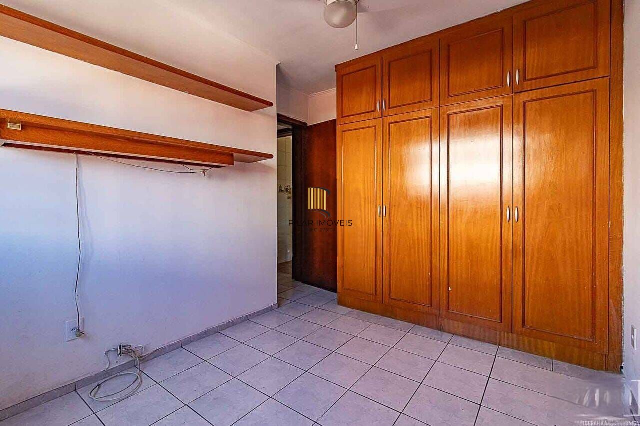 Apartamento no Bairro Jardim Lindóia -3 DORMITÓRIOS - 1 SUÍTE - 1 VAGA